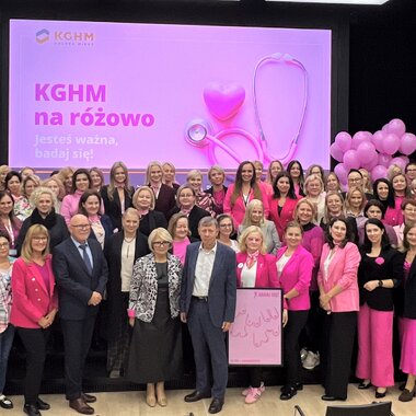 Różowy październik w KGHM z hasłem „Jesteś ważna, badaj się!” (10)