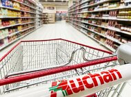 Auchan obniża ceny ponad 12 tys. produktów na start wakacji