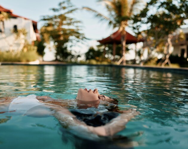 Wakacyjny paradoks: Płacimy zdrowiem za prawo do odpoczynku. Wyniki badania