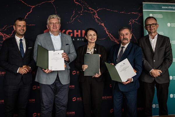 KGHM podpisał umowę z NFOŚiGW (5)