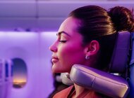 Jeszcze wygodniejsze podróże w klasie ekonomicznej Emirates, dzięki pierwszemu na świecie zagłówkowi U-Dream