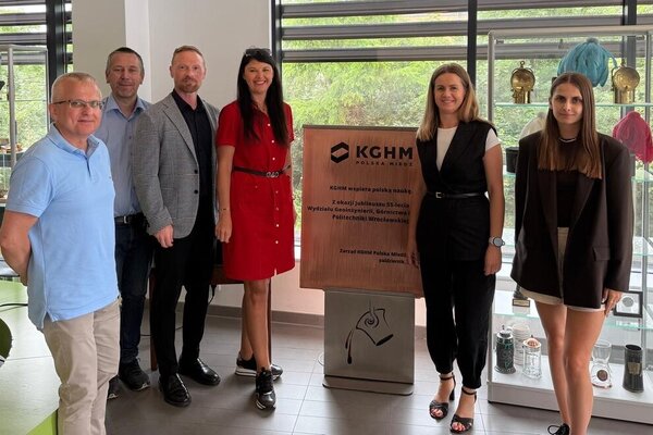 KGHM i Politechnika Wrocławska wspólnie na rzecz młodych talentów (2)
