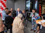Więcej świeżości, produktów lokalnych i wygodne zakupy blisko domu - Carrefour otwiera w Krakowie nowoczesny kompaktowy supermarket osiedlowy