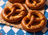 Oktoberfest, muzyka i rodzinna niedziela. Co wydarzy się w Hali Targowej 1–4 października?