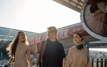 Emirates Official Store prezentuje nowe kolekcje EK FIT i EK TRAVEL