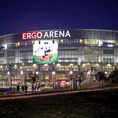 ERGO ARENA_nocą.jpg