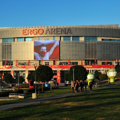 ERGO ARENA_zachód słońca.jpg