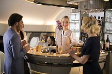 Emirates-A380-Onboard-Lounge1.jpg