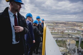 Prezydent Andrzej Duda z wizytą w Enei Połaniec_8.jpg