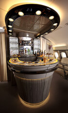 Emirates-A380-Onboard-Lounge4.jpg