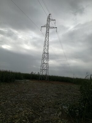Enea Operator Zniszczona przez nawałnicę linia wysokiego napięcia 110 kV Szubin-Paterek już pod napi