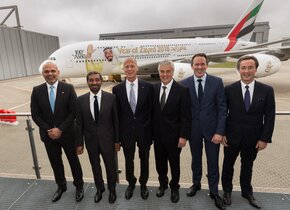 Emirates unveiled a special tribute to the late HH Sheikh Zayed bin Sultan Al Nahyan, founding father of the United Arab Emirates - bespoke livery on its 100th A380.
From left to right: HH Sheikh Ahmed bin Saeed Al Maktoum, Chairman and Chief Executive Officer, Emirates Airline & Group, Tom Enders, Chief Executive Officer of Airbus , Sir Tim Clark, President Emirates Airline , Fabrice Brégier, Chief Operating Officer of Airbus and President Commercial Aircraft , HE Ali Al Ahmed, UAE Ambassador to Germany , Adel Al Redha, Emirates Executive Vice President and Chief Operating Officer and John Leahy, Chief Commercial Officer – Customers – Commercial Aircraft of Airbus.