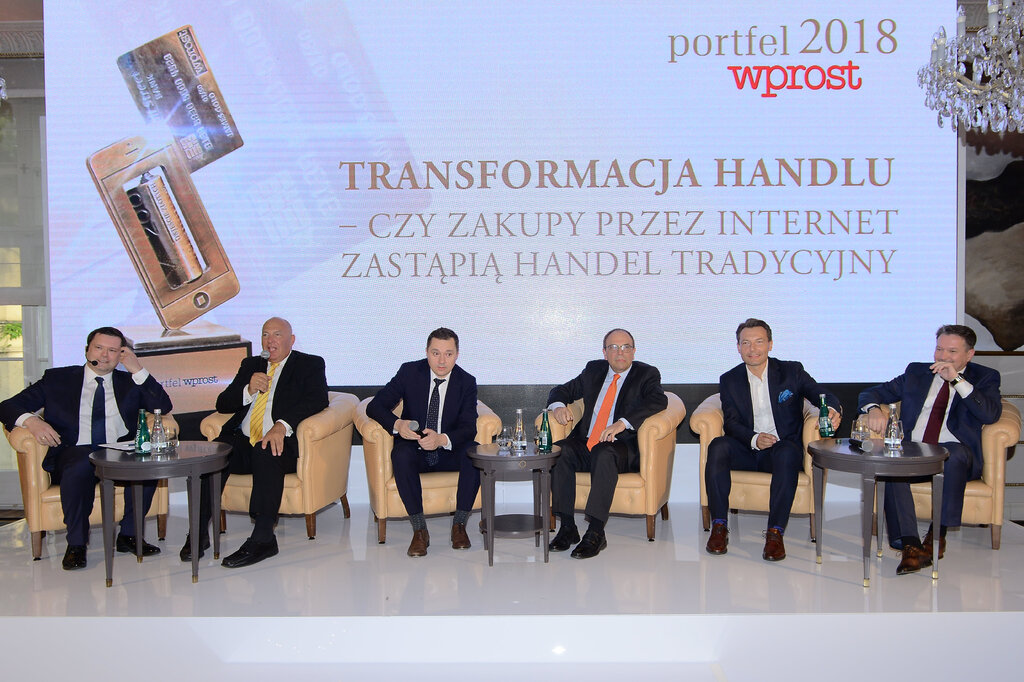 Debata pt. %22Transformacja handlu- czy zakupy przez internet zastapią handel tradycyjny.jpg