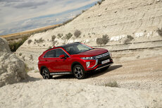 Mitsubishi_Eclipse_Cross_statyczne (56).jpg