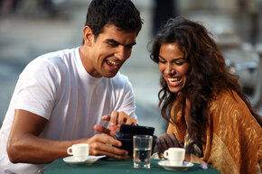 Ericsson poprawia rekord szybkości transmisji danych w technologii HSPA do 56 Mb/s