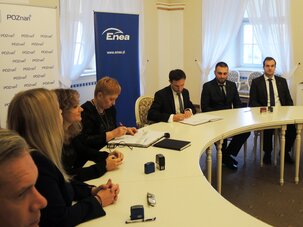 Enea zawarła umowę z Poznaniem na grupowy zakup energii elektrycznej (1)
