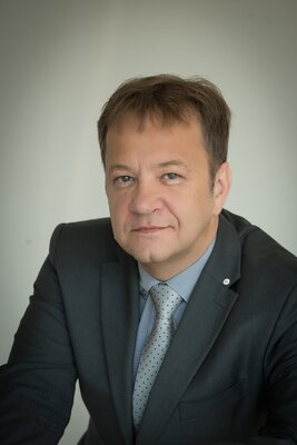 Tomasz Jodłowski - Członek Zarządu Banku Pocztowego SA.jpg