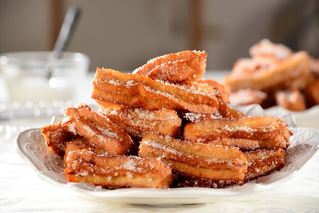 hiszpanskie churros.jpg