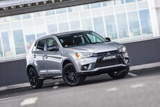 Mitsubishi_ASX_Black_Edition_06.jpg