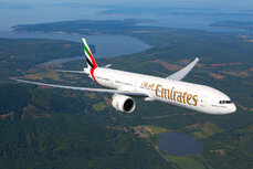 Emirates-Boeing-777-300ER--v3.jpg