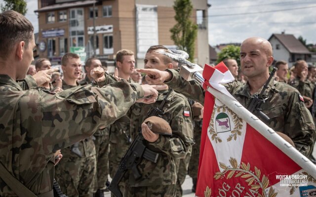 Służyć wiernie Rzeczypospolitej Polskiej 