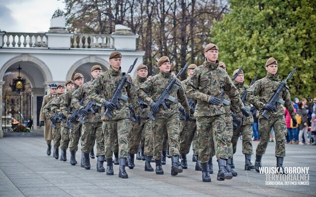 Uroczysta zmiana posterunku przy Grobie Nieznanego Żołnierza - 03.11.2019