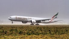 Emirates' B777 pictured at Warsaw airport.jpg