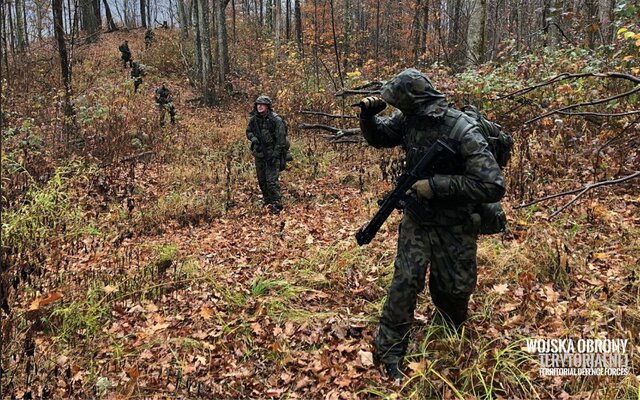 Żołnierze WOT podczas ćwiczenia Ridge Runner