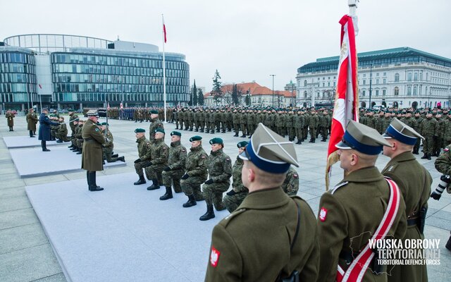 Promocja absolwentów II edycji kursu oficerskiego AGRYKOLA