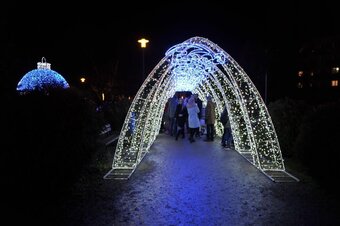 Bożonarodzeniowa iluminacja rozświetliła Piłę (3)