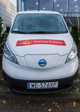 Samochody elektryczne we flocie Poczty Poslkiej _ Nissany e-NV200 (4).jpg