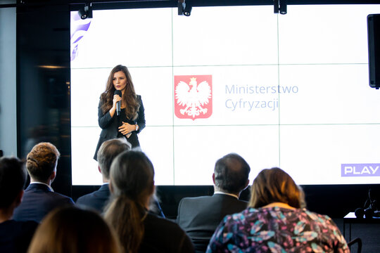 Play_Ministerstwo Cyfryzacji_Wanda Buk.jpg 