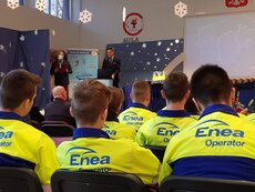 Enea Operator ufundowała tablety edukacyjne uczniom pilotażowej klasy z Nowej Soli (2).jpg