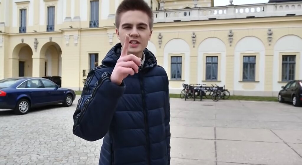 Screen pochodzi z filmu Lorda Kruszwila "Pojechaliśmy na Podlasie"_YT