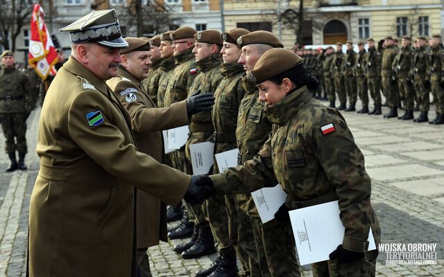 Przysięga żołnierzy Wojsk Obrony Terytorialnej w Gorzowie Wielkopolskim