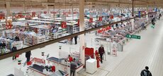 Auchan Piaseczno_ochrona na linii kas.JPG