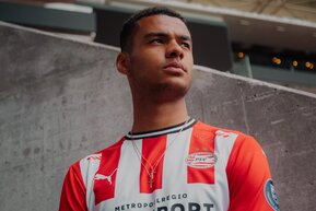 PSV Home Kit Launch.jpg