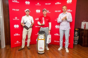 Najlepszym zawodnikiem drugiej edycji PB Cup okazał się Robert Świerczyński, ortopeda, współwłaściciel Centrum Chirurgii Specjalistycznej Ortopedika,reprezentujący Olympic Golf Club. Nagrodę odebrał z rak Bartosza Ciołkowskiego, dyrektora generalnego Mastercard Europe na Polskę, Czechy i Słowację.