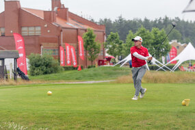 Laureat turnieju, Robert Świerczyński (Olympic Golf Club), nie miał łatwego zadania. O jego triumfie zadecydowała bowiem dogrywka w systemie "nagłej śmierci". Aż 4 zawodników po zakończeniu turnieju miało identyczny wynik - 81 uderzeń. Byli to, oprócz Roberta Świerczyńskiego, Tomasz Piecyk (Sobienie Królewskie Golf & Country Club), który ostatecznie zajął drugie miejsce, Paweł Wyrzykowski (Golf Park Józefów), który stanął na najniższym stopniu podium, oraz Mikołaj Geritz (Sobienie Królewskie Golf & Country Club), najmłodszy uczestnik turnieju (24 lata).