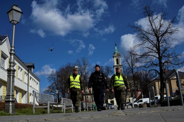 Wspólne działania żołnierzy WOT i policjantów w ramach operacji pk. "Odporna Wiosna"