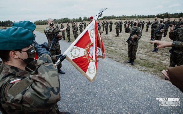 Przysięga żołnierzy 6 Mazowieckiej Brygady OT