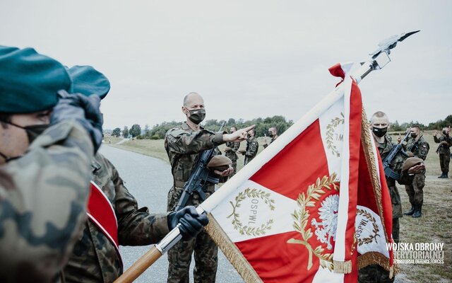 Przysięga żołnierzy 6 Mazowieckiej Brygady OT