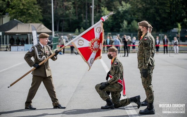 Sztandar wojskowy dla 9 Łódzkiej Brygady OT