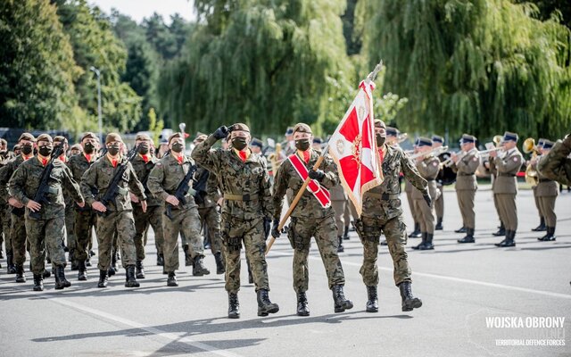 Sztandar wojskowy dla 9 Łódzkiej Brygady OT