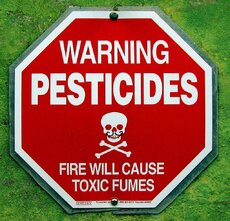 1024px-Warning2Pesticides.jpg