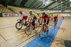 Pierwsze kroki na velodromie Ślęża.jpg