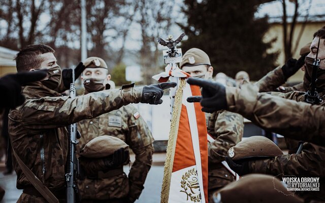 Przysięga żołnierzy 1 Podlaskiej Brygady OT