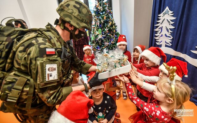 Terytorialsi z wizytą w przedszkolu