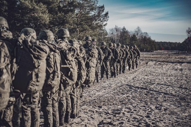 Pierwsze strzelania z karabinka GROT