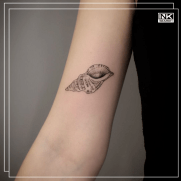 Tatuaż na ręku_Anna Indianka_INKsearch.co 